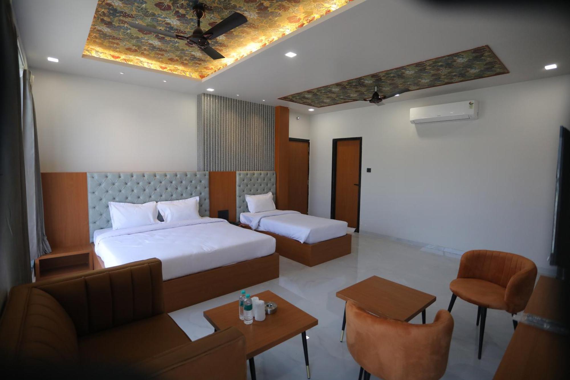 Hotel Pride Of Chittor Chittorgarh Εξωτερικό φωτογραφία