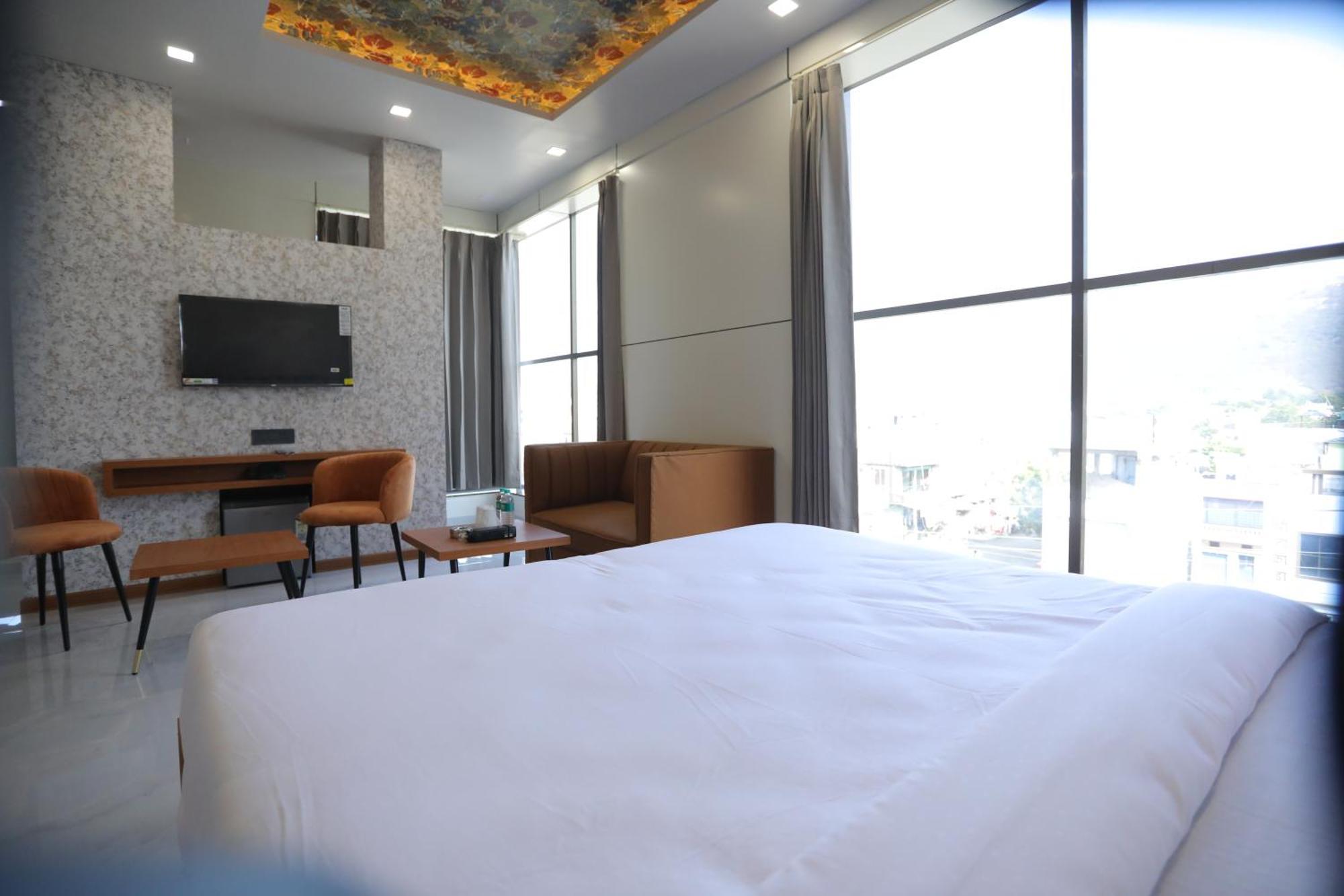 Hotel Pride Of Chittor Chittorgarh Εξωτερικό φωτογραφία