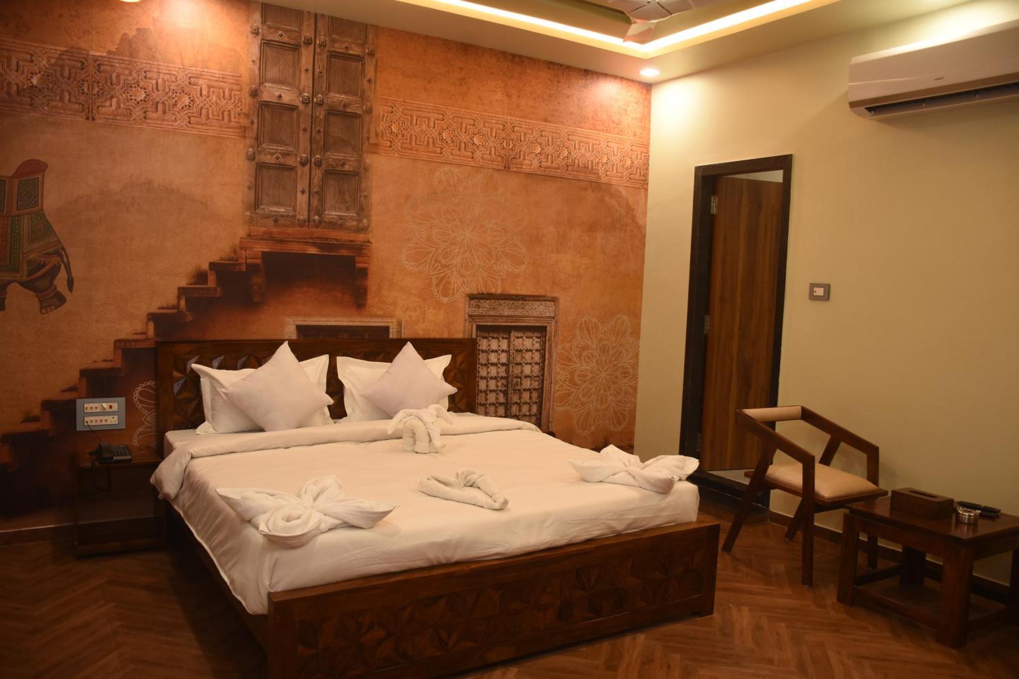 Hotel Pride Of Chittor Chittorgarh Εξωτερικό φωτογραφία