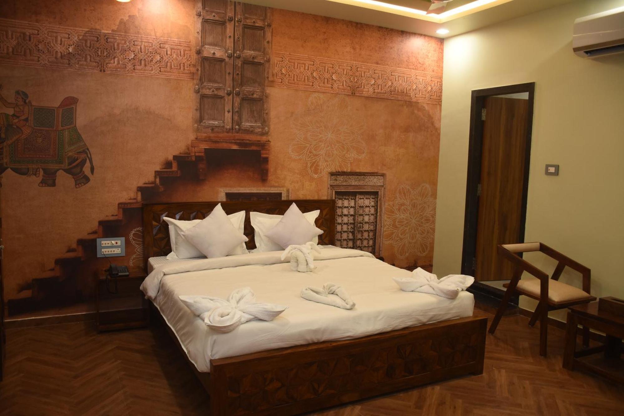 Hotel Pride Of Chittor Chittorgarh Εξωτερικό φωτογραφία